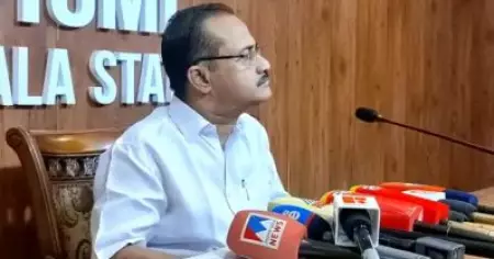 കുഞ്ഞാലിക്കുട്ടി കെ.ടി. ജലീലിനോട് വിവാഹവീട്ടില്‍ വെച്ച് സംസാരിച്ചെന്നേ ഉള്ളു, അത് മുന്നണിമാറ്റത്തിനല്ല: പി.എം.എ സലാം