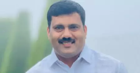 'ബി.ജെ.പിയിലേക്ക് പോയവരില്‍ കൂടുതലും മുഖ്യമന്ത്രിമാരുടേയും കേന്ദ്രമന്ത്രിമാരുടേയും മക്കള്‍, മണ്ണില്‍ പണിയെടുക്കുന്നവന്റെ നെഞ്ചത്ത് ചവിട്ടിയാണ് ഇവരുടെ മക്കളെ ഉയര്‍ത്തികൊണ്ടുവരുന്നത്': റിജില്‍ മാക്കുറ്റി