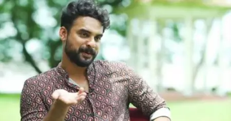 എനിക്കിനി അതിനേക്കാൾ വലുത് എന്ത് വേണം, അദ്ദേഹത്തെ പോലൊരാൾ എന്റെ കഥാപാത്രം നന്നായെന്ന് പറയുമ്പോൾ...: ടൊവിനോ തോമസ്