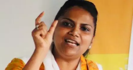 അതിജീവിതയെ അപമാനിച്ച എല്‍.ഡി.എഫ് നേതാക്കള്‍ക്കെതിരെ ജെബി മേത്തര്‍ വനിതാ കമ്മീഷന് പരാതി നല്‍കി