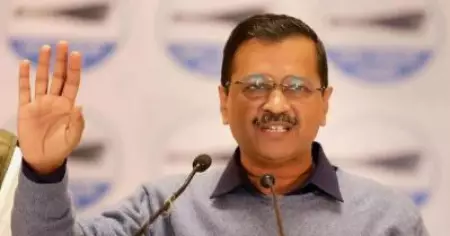 ബി.ജെ.പിക്ക് വോട്ട് ചെയ്താല്‍ ബി.ജെ.പി നിങ്ങളുടെ മക്കളെ മദ്യത്തില്‍ കുളിപ്പിച്ചു കിടത്തുന്നതായിരിക്കും കാണേണ്ടി വരിക: ഗുജറാത്തിനോട് അരവിന്ദ് കെജ്‌രിവാള്‍