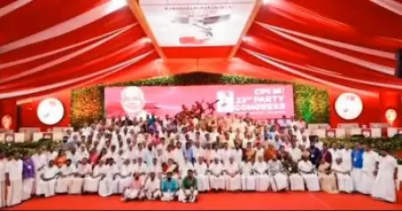 പാര്‍ട്ടി കോണ്‍ഗ്രസില്‍ മൈക്കിളപ്പനായി പിണറായി വിജയന്‍