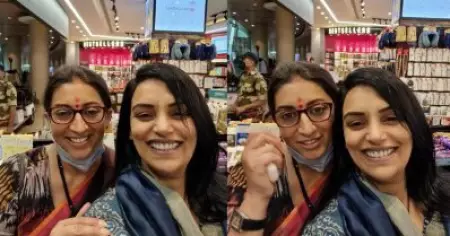 എനിക്ക് പകരക്കാരിയായി അവര്‍ കണ്ടെത്തിയ പുതുമുഖമായിരുന്നു സ്മൃതി ഇറാനി; പഴയ ഓര്‍മകള്‍ പങ്കുവെച്ച് ശ്വേത മേനോന്‍