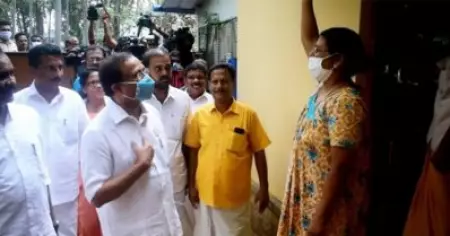 ഞങ്ങളുടെ സ്ഥലം ഭാവി തലമുറക്ക് കൊടുക്കാന്‍ തീരുമാനിച്ചു; കെ റെയില്‍ എന്താണെന്ന് കൃത്യമായി അറിയാം; വി. മുരളീധരന് നേരെ മുദ്രാവാക്യം ഉയര്‍ത്തിയ വീട്ടുകാര്‍ പറയുന്നു