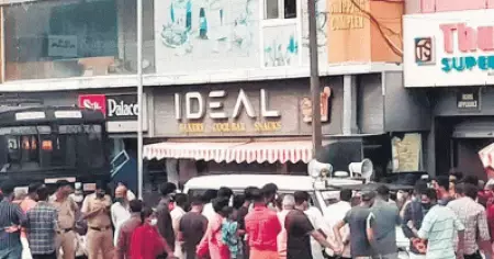 ചെറുവത്തൂരില്‍ ഷവര്‍മ കഴിച്ച് ഭക്ഷ്യവിഷ ബാധ: മൂന്ന് കുട്ടികള്‍ പരിയാരം മെഡിക്കല്‍കോളേജ് ഐ.സി.യുവില്‍