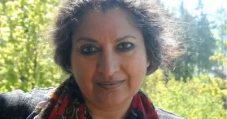 'ഇന്ത്യ-പാക് വിഭജന കാലത്തെ പ്രമേയമാക്കിയുള്ള പുസ്തകം'; ഇന്ത്യന്‍ എഴുത്തുകാരി ഗീതാഞ്ജലി ശ്രീക്ക് ബുക്കര്‍ പുരസ്‌കാരം