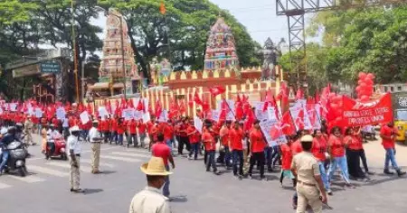 ബെംഗളൂരുവിനെ ചുവപ്പണിയിച്ച് ഐ.ടി ട്രേഡ് യൂണിയനുകളുടെ മെയ്ദിന റാലി