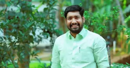 നമ്മുടെ പെണ്‍കുട്ടികള്‍ നാടിനെ നയിക്കേണ്ടവര്‍, മത-സാമുദായിക പണ്ഡിതര്‍ക്ക് അവര്‍ക്കൊപ്പം നിലയുറപ്പിക്കാന്‍ സാധിക്കട്ടെ: കെ.എസ്.യു സംസ്ഥാന പ്രസിഡന്റ്