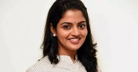 നായികാ പ്രാധാന്യമുള്ള സിനിമ എന്നുപറഞ്ഞ് വരുന്നത് ഒന്നുകില്‍ ഡാര്‍ക്കായിരിക്കും അല്ലെങ്കില്‍ നായികക്ക് ഡിപ്രഷനോ എന്തെങ്കിലും പ്രശ്‌നങ്ങളോ ആയിരിക്കും: നിഖില വിമല്‍