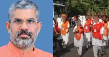 സന്ദേശം ഭയപ്പെടുത്തല്‍; ആര്‍ക്കൊക്കെയോയുള്ള മറുപടിയാണ് വാളേന്തിയുള്ള ജാഥ: സന്ദീപാനന്ദ ഗിരി