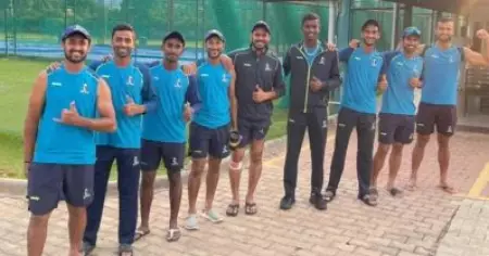 ഇവന്‍മാര്‍ക്ക് പ്രാന്താടാ... അല്ലാതെ ഇങ്ങനെ ഒക്കെ അടിക്കുമോ; ഓസീസിന്റെ 129 വര്‍ഷം പഴക്കമുള്ള റെക്കോഡ് തകര്‍ത്തെറിഞ്ഞ് ഇന്ത്യയുടെ ചുണക്കുട്ടികള്‍