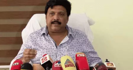 അമ്മ ഇടവേള ബാബുവിന്റെ സ്വകാര്യ സ്വത്തല്ല, അദ്ദേഹത്തിന്റെ മറുപടി വിക്കിപീഡിയ നോക്കി: ഗണേഷ്‌കുമാര്‍