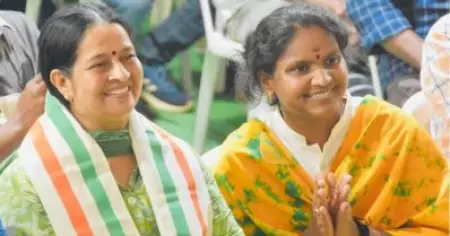അഹങ്കാരത്തിനേറ്റ തിരിച്ചടിയാണ് ജനവിധി; ജനങ്ങള്‍ക്ക് കോണ്‍ഗ്രസിനോട് മുഹബ്ബത്ത് : രമ്യ ഹരിദാസ്