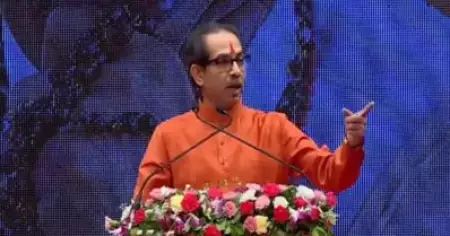ഹിറ്റ്‌ലറെപ്പോലെ ഗ്യാസ് ചേംബറുകള്‍ നിര്‍മിക്കുന്നതിന്റെ കുറവേ കേന്ദ്രത്തിനുള്ളൂ: രാഹുല്‍ ഗാന്ധിയെ ചോദ്യം ചെയ്തതില്‍ ബി.ജെ.പിക്കെതിരെ ആഞ്ഞടിച്ച് ശിവസേന