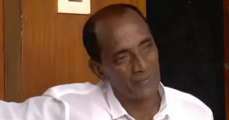 2:30ന് ലോട്ടറിയെടുത്തു, 3:10ന് റിസള്‍ട്ട് വന്നപ്പോള്‍ ഒരു കോടി സമ്മാനം; പെയ്ന്റിങ് തൊഴിലാളി ബാവയെ ഭാഗ്യം തേടിയെത്തിയത് അഞ്ച് മണിക്ക് വീട് വില്‍ക്കാനിരിക്കെ
