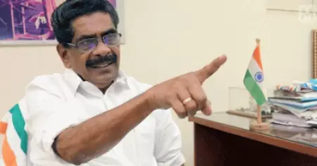 ചില വാര്‍ത്തകള്‍ അങ്ങേയറ്റം മനോവ്യഥയുണ്ടാക്കി; ചിന്തന്‍ ശിബിരില്‍ പങ്കെടുക്കാതിരുന്നതിന്റെ കാരണം സോണിയ ഗാന്ധിയെ അറിയിക്കും: മുല്ലപ്പള്ളി