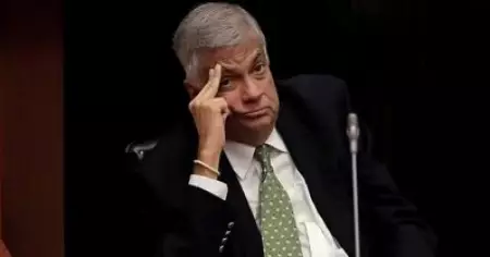 രാജ്യം പൂര്‍ണമായും പാപ്പരായെന്ന് പ്രധാനമന്ത്രി; ഐ.എം.എഫിന് മുന്നില്‍ കടം പുനക്രമീകരണ പദ്ധതി അവതരിപ്പിക്കാന്‍ ശ്രീലങ്ക