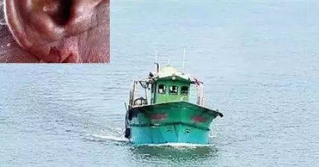 മത്സ്യത്തൊഴിലാളിക്ക് കടലില്‍ വെച്ച് വെടിയേറ്റു; ബോട്ടില്‍ നിന്ന് നേവിയുടെ വെടിയുണ്ടകള്‍ കണ്ടെടുത്തു