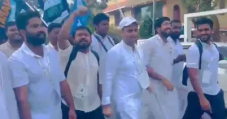 'മോദി സര്‍ക്കാര്‍ തുലയട്ടെ...,' മലയാളത്തില്‍ മുദ്രാവാക്യം വിളിച്ച് കനയ്യകുമാര്‍; ഏറ്റുവിളിച്ച് കോണ്‍ഗ്രസ് നേതാക്കള്‍