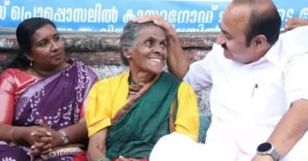 ദുരിതമനുഭവിക്കുന്നവരുടെ മൗലികാവകാശങ്ങള്‍ക്കായുള്ള സമരം സര്‍ക്കാര്‍ കാണാത്തത് ജനാധിപത്യവിരുദ്ധം; ദയ ബായിയെ വി.ഡി. സതീശന്‍ സന്ദര്‍ശിച്ചു