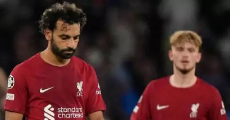 ഈ അഞ്ച് കാര്യങ്ങൾ ശ്രദ്ധിച്ചാൽ മതി, ലിവർപൂളിന് എതിരാളികളുടെ ലിവറൂരിയെടുക്കാൻ; വിലയിരുത്തലുമായി ഡച്ച് സൂപ്പർതാരം