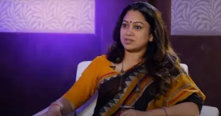 തിയേറ്റര്‍ റിലീസ് ഉടനെ ഉണ്ടാകും, ഒരു തമിഴ് സിനിമയുടെ എഴുത്തിലാണ് ഞാന്‍: അഞ്ജലി മേനോന്‍