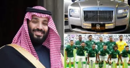 ആഘോഷം അവസാനിച്ചില്ല, അര്‍ജന്റീനയെ തോല്പിച്ച ചുണക്കുട്ടികള്‍ക്ക് റോള്‍സ് റോയ്സ് ഫാന്റം സമ്മാനിക്കുമെന്ന് സൗദി രാജകുമാരന്‍