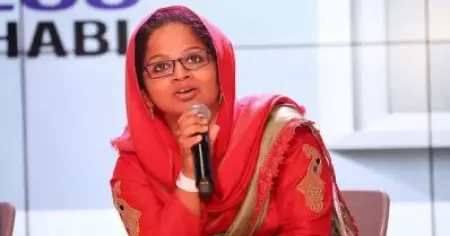 'എന്റെ ഡ്രസ് എന്റിക്ക തീരുമാനിക്കും, എന്റിക്ക തല്ലിയാല്‍ അതും സ്വര്‍ഗം' എന്നൊക്കെയുള്ളത് പഴകിപ്പൊളിഞ്ഞ ഏര്‍പ്പാടാണ്: ഡോ. ഷിംന അസീസ്