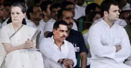 ഇതൊരു 'കട്ടര്‍ പാപി പരിവാര്‍'; ഇന്ത്യന്‍ രാഷ്ട്രീയത്തിലെ ഏറ്റവും അഴിമതി നിറഞ്ഞത് ഗാന്ധി കുടുംബമെന്ന് ബി.ജെ.പി
