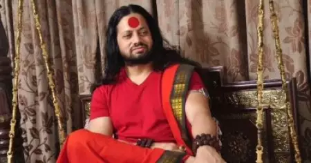 ഹിന്ദു ദൈവങ്ങള്‍ അക്രമാസക്തര്‍, രാജ്യത്തിന്റെയും മതത്തിന്റെയും പേരിലുള്ള കൊലപാതകങ്ങള്‍ ന്യായീകരിക്കാവുന്നതാണ്; വിവാദ പ്രസ്താവനയുമായി കാളീചരണ്‍ മഹാരാജ്