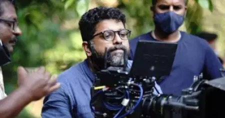 സുഹൃത്തുക്കളായ ഫിലിം മേക്കേഴ്‌സ് ഇത് ചെയ്യുന്നത് കണ്ട് കൊതിയോടെ നോക്കിനിന്നിട്ടുണ്ട്; എനിക്ക് ഇപ്പോഴാണത് സാധിച്ചത്: മഹേഷ് നാരായണന്‍