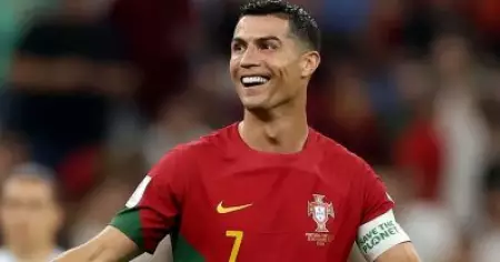 ചെറുപ്പത്തില്‍ എനിക്ക് നിങ്ങളോട് വെറുപ്പായിരുന്നെന്ന് പറഞ്ഞപ്പോള്‍ റൊണാള്‍ഡോ കുറെ ചിരിച്ചു: അര്‍ജന്റൈന്‍ സൂപ്പര്‍താരം