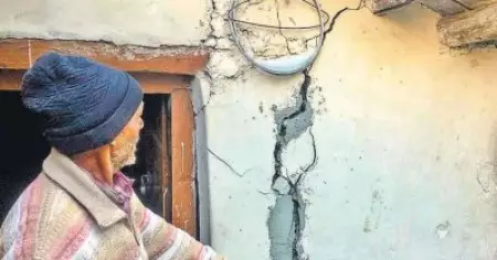 ജോഷിമഠിന് പിന്നാലെ കര്‍ണപ്രയാഗിലും വീടുകളില്‍ വിള്ളല്‍; ഭീതിയില്‍ ഉത്തരാഖണ്ഡ്