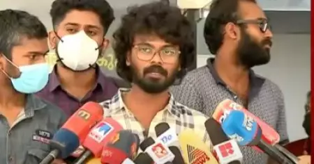ഒപ്പം നിന്നവര്‍ക്ക് നന്ദി, ചെയര്‍മാനുമായി ഒരു സഹകരണം ഇനിയില്ല, സമരം നിര്‍ത്തുന്നു; വിദ്യാര്‍ത്ഥികള്‍ പറയുന്നു