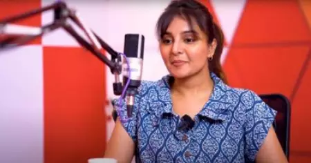 ഗദ്ദാമമാരുടെ ശോകമൂകമായ കഥയല്ല ആയിഷ, ഇത് കുറച്ചുകൂടി കളര്‍ഫുള്ളാണ്: മഞ്ജു വാര്യര്‍