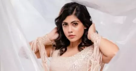 ഞാന്‍ ആരുടെ കൂടെയാണ് പോയതെന്നറിയാന്‍ ആകാംക്ഷയായിരുന്നു, ഒറ്റക്കാണെന്ന് പറഞ്ഞപ്പോള്‍ അവര്‍ക്ക് ദഹിച്ചില്ല: നയന എല്‍സ