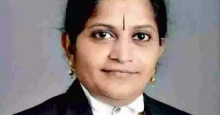 ഹരജി തള്ളിയതിന് മുമ്പേ സ്ഥാനമേറ്റ് വിക്ടോറിയ ഗൗരി;
 കോടതി വളപ്പില്‍ പ്രതിഷേധവുമായി സി.പി.ഐ.എമ്മും അഭിഭാഷകരും