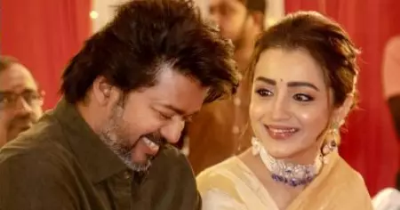 ദളപതി67 പൂജ വീഡിയോയില്‍ താരമായി തൃഷ; ലോകേഷിന് നന്ദി പറഞ്ഞ് 90s കിഡ്‌സ്