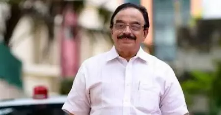 'ചുവപ്പായത് നന്നായി, പച്ചയായിരുന്നെങ്കില്‍ ഞാന്‍ രാജിവെക്കേണ്ടി വന്നേനെ'; ചോദ്യപേപ്പര്‍ നിറം മാറ്റത്തില്‍ സംസ്ഥാന സര്‍ക്കാരിനെ പരിഹസിച്ച് അബ്ദുറബ്ബ്