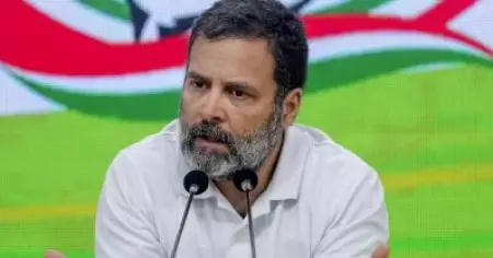 ആർ.എസ്.എസ് എന്നാൽ രാഷ്ട്രീയ സറണ്ടർ സംഘ്; റാം മാധവിന്റെ പ്രസ്താവനയിൽ ആഞ്ഞടിച്ച് രാഹുൽ ഗാന്ധി