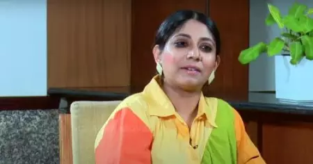 കല്യാണം കഴിക്കാമോ, കോഫി ഡേറ്റിന് വരുമോ എന്നൊക്കെ അവര്‍ ചോദിച്ചു: അഭയ ഹിരണ്‍മയി