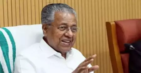 പിണറായി വിജയനെതിരായുള്ള ദുരിതാശ്വാസ കേസിലെ ഹരജി; മൂന്നംഗ ബെഞ്ചിന് വിട്ട് ലോകായുക്ത