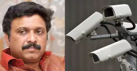 നിയമം നടപ്പിലാക്കുന്നവര്‍ക്ക് കാറ് വാങ്ങാന്‍ കാശുണ്ടാവും; മനുഷ്യര്‍ക്ക് വേണ്ടിയാണ് നിയമങ്ങള്‍ ഉണ്ടാക്കേണ്ടത്: ഗണേഷ് കുമാര്‍