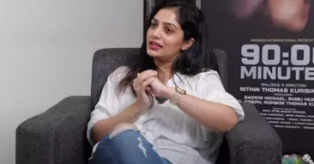 ലീഗലി ഞാനൊരു സിംഗിള്‍ മദറാണ്, പക്ഷെ അവളുടെ എല്ലാകാര്യത്തിലും ഞങ്ങള്‍ ഒരുമിച്ചുണ്ടാകും: ആര്യ