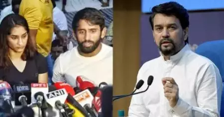 മന്ത്രി പറഞ്ഞത് കള്ളം; 12 മണിക്കൂര്‍ അല്ല, 4-5 മിനിറ്റാണ് സംസാരിച്ചത്; അനുരാഗ് താക്കൂറിനെതിരെ ഗുസ്തി താരങ്ങള്‍