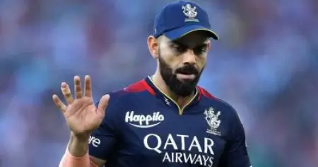 ഇങ്ങനെ പോയാല്‍ അടുത്ത മത്സരത്തില്‍ നിന്ന് കോഹ്‌ലിയെ വിലക്കിയേക്കാം; കാരണമിത്