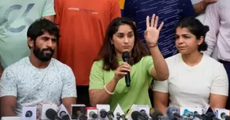 ശക്തരായ ആളുകള്‍ക്കെതിരെ പോരാടുക ബുദ്ധിമുട്ടുളള കാര്യം; ബ്രിജ് ഭൂഷണെതിരായ ആരോപണം അട്ടിമറിക്കാന്‍ അനുരാഗ് ഠാക്കൂര്‍ ശ്രമിച്ചു: ഗുസ്തി താരങ്ങള്‍