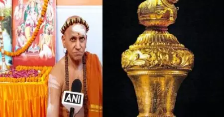 പാര്‍ലമെന്റ് മന്ദിര ഉദ്ഘാടന വേളയില്‍ മോദിക്ക് ചെങ്കോല്‍ കൈമാറും; 2024 ല്‍ അദ്ദേഹം തന്നെ പ്രധാനമന്ത്രിയാകും: ശ്രീ ഹരിഹര ദേശിക സ്വാമികള്‍