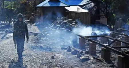 മണിപ്പൂരില്‍ വെടിവെപ്പില്‍ മൂന്ന് പേര്‍ കൊല്ലപ്പെട്ടു; രണ്ട് പേര്‍ക്ക് പരിക്ക്;  കലാപത്തിന്റെ നേരറിയാന്‍ സി.ബി.ഐ