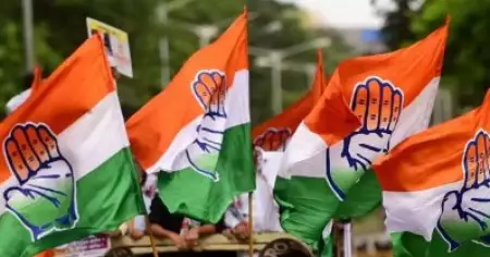 വധുവിന് 10 ഗ്രാം സ്വർണവും വിദ്യാർഥികൾക്കു സൗജന്യ ഇന്റർനെറ്റും; തെലങ്കാനയിൽ പ്രകടനപത്രിക പ്രഖ്യാപിക്കാൻ ഒരുങ്ങി കോൺഗ്രസ്